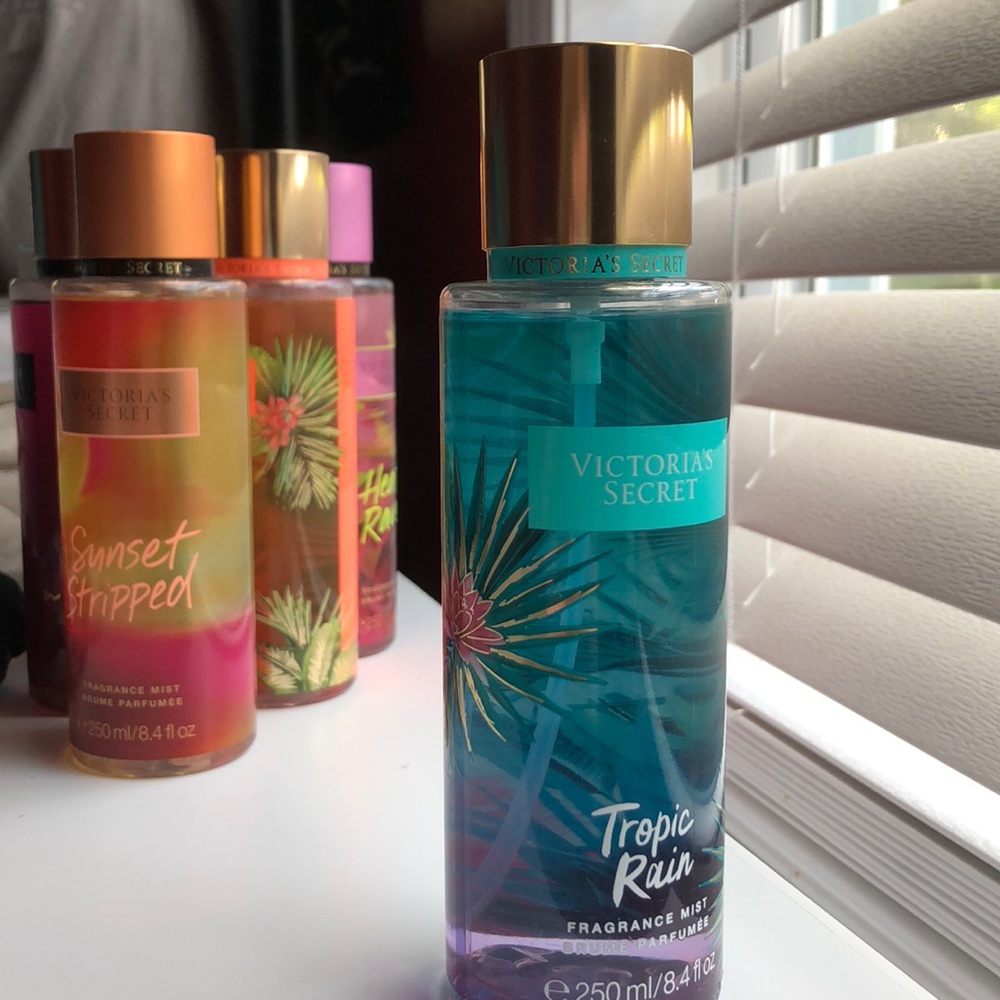 VS Tropic Rain fragrance mist